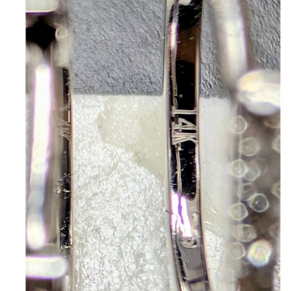 14k White Gold (1.87g) Natural Diamond (0.16ct) Huggie Earrings - Picture 3 of 7